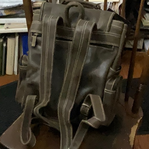 NWT Claire Chase Distressed Leather UPTOWN BACKPACK - Picture 4 of 8